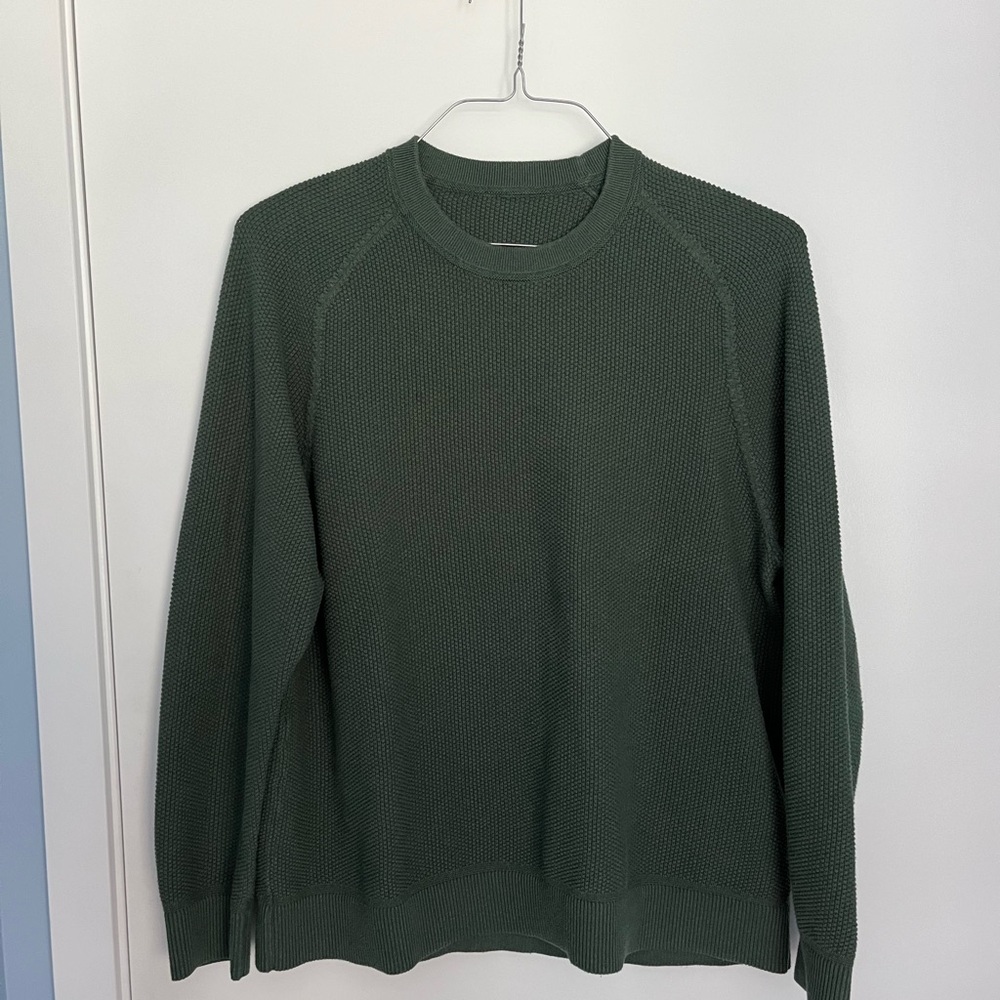 Men’s Lululemon textured knit sweater
